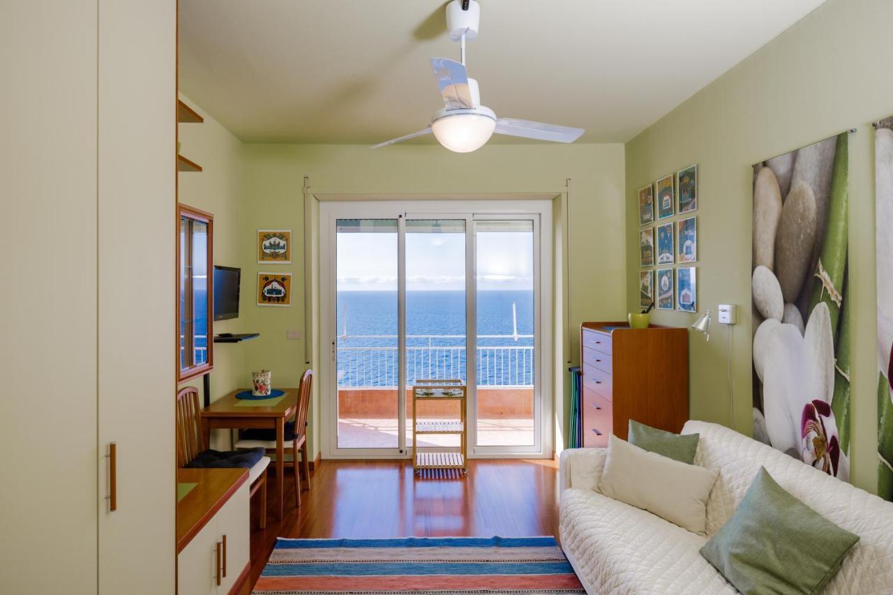 163 - Sunshine Suite 4 Fronte Vista Mare, 100M Spiaggia San Remo Kültér fotó